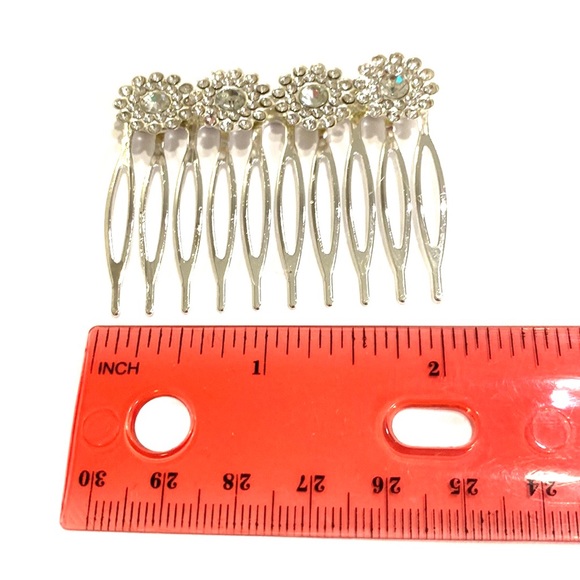 Hair Combs Set Of 2 Silver Tone Flower Rhinestones 2” - Picture 2 of 6